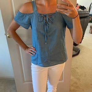 A’gaci front lace up top